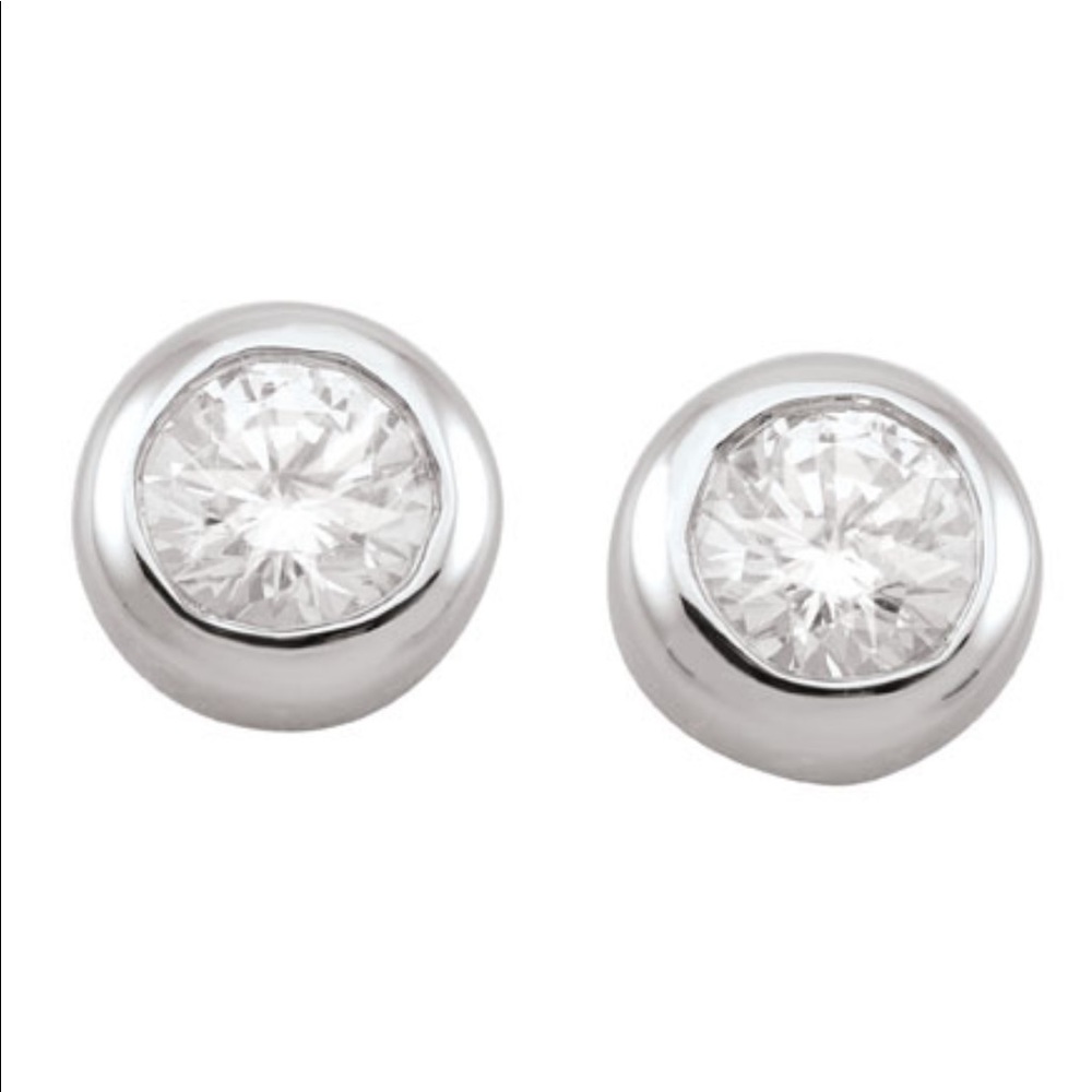 925 ROUND CZ STUDS